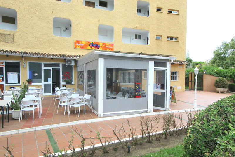 Local Comercial en venta en Marbesa, Málaga Local Comercial en venta en Marbesa, Málaga