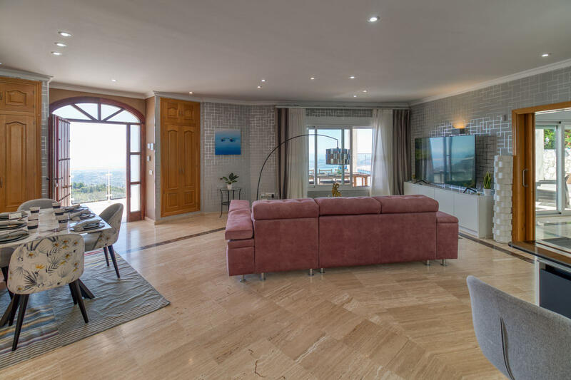 5 bedroom Villa for sale 5 bedroom Villa for sale