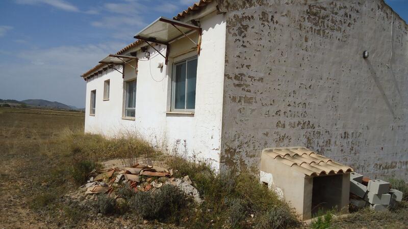 3 bedroom Country House for sale 3 bedroom Country House for sale