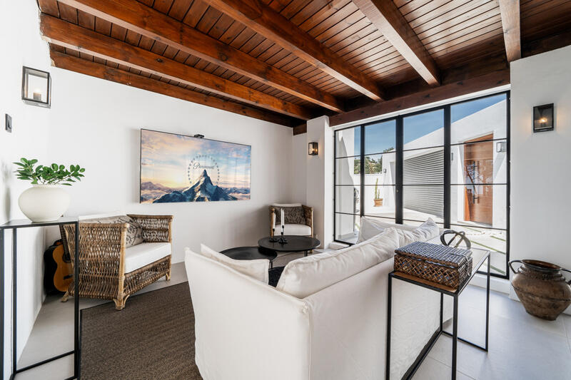 4 bedroom Villa for sale 4 bedroom Villa for sale