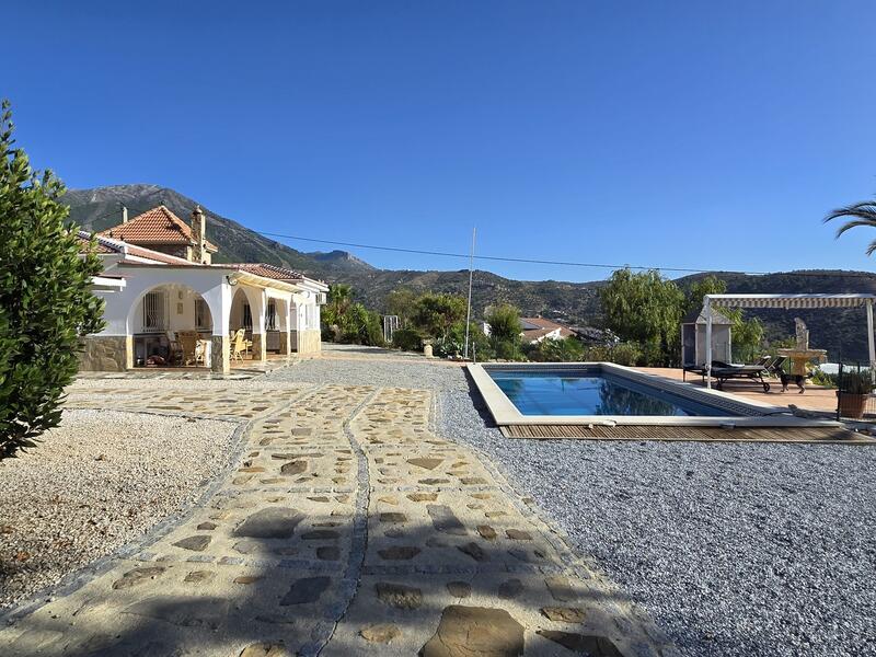 3 bedroom Villa for sale 3 bedroom Villa for sale