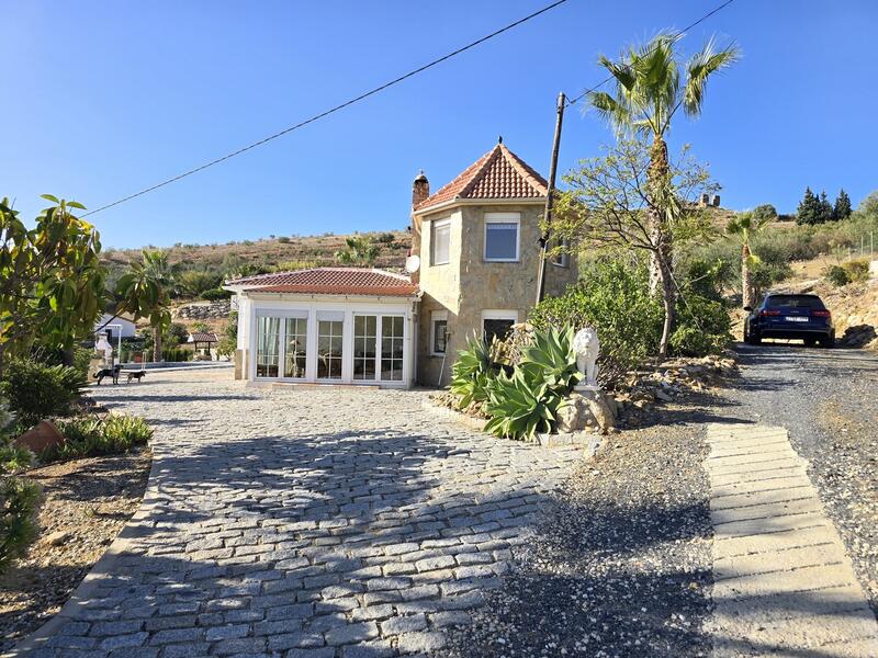 3 bedroom Villa for sale 3 bedroom Villa for sale