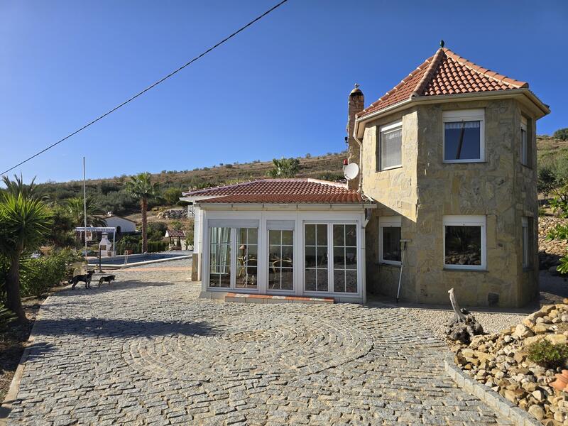 3 bedroom Villa for sale 3 bedroom Villa for sale