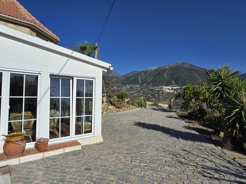 3 bedroom Villa for sale 3 bedroom Villa for sale