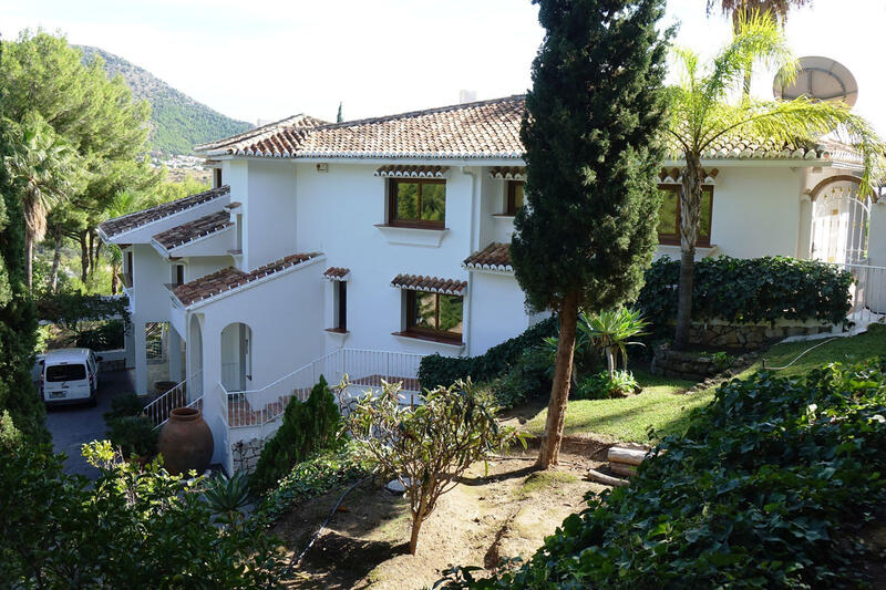 5 bedroom Villa for sale 5 bedroom Villa for sale