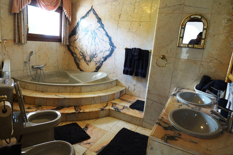 5 bedroom Villa for sale 5 bedroom Villa for sale