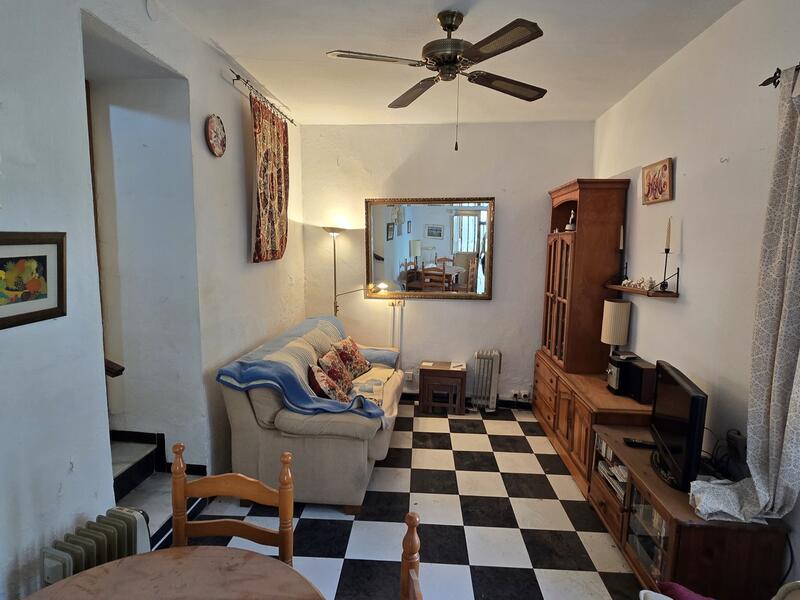 2 bedroom Townhouse for sale 2 bedroom Townhouse for sale