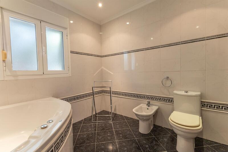 5 bedroom Villa for sale 5 bedroom Villa for sale