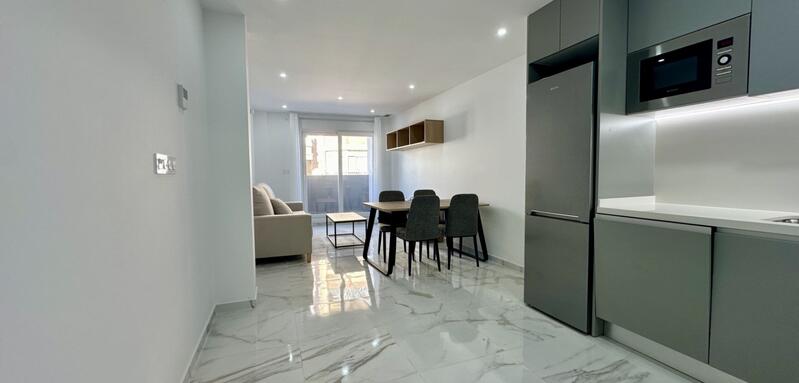 2 slaapkamer Appartement Te koop 2 slaapkamer Appartement Te koop