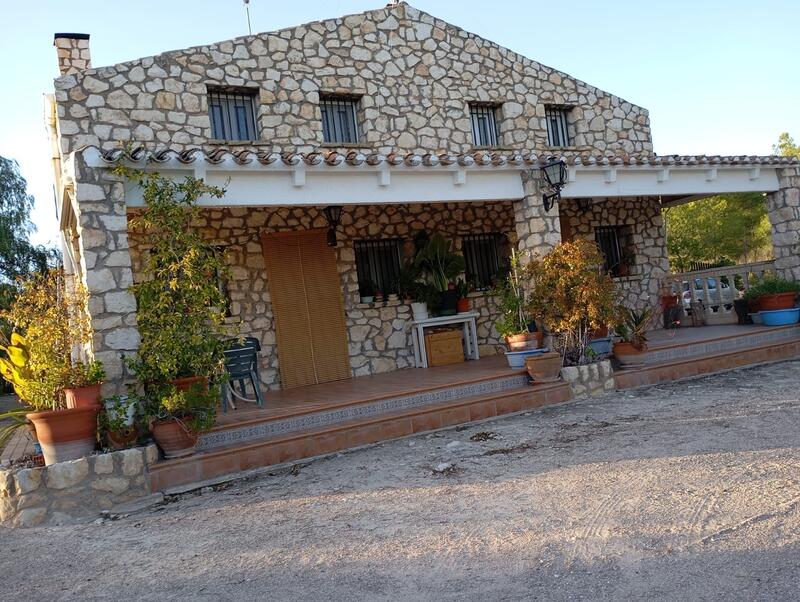 Villa à vendre dans Yecla, Murcia
