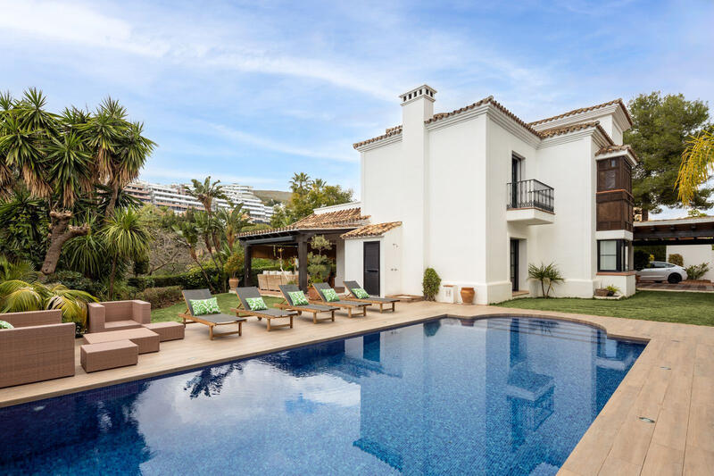 Villa zu verkaufen in La Quinta, Málaga Villa zu verkaufen in La Quinta, Málaga