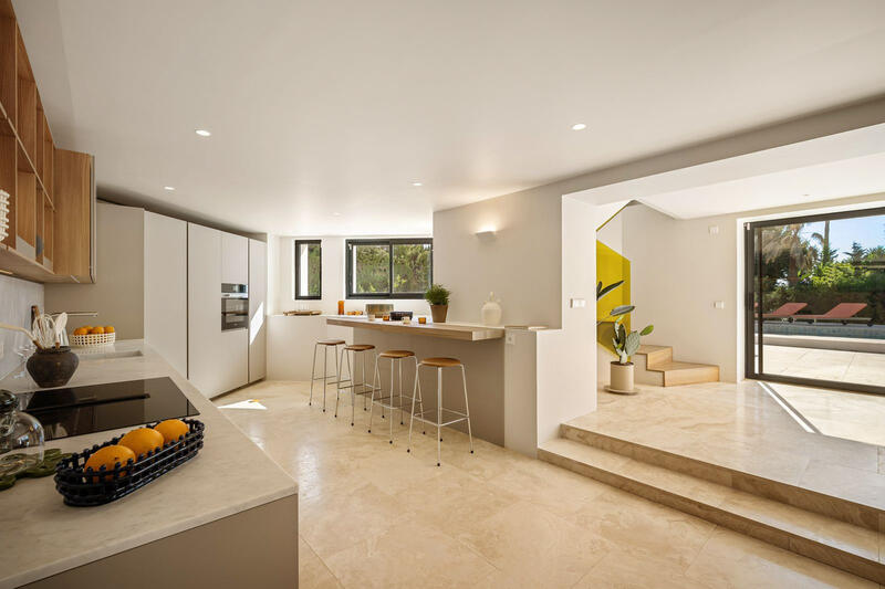 4 Cuarto Villa en venta