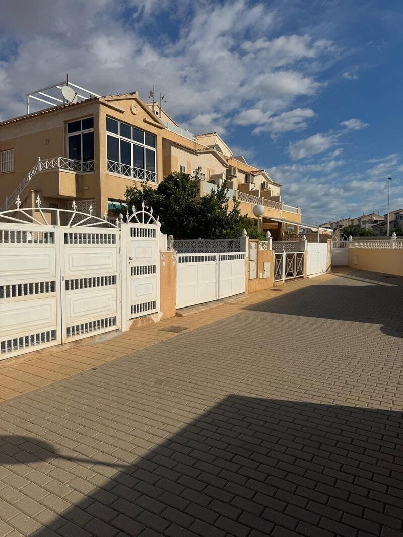 Duplex à vendre dans Torrevieja, Alicante
