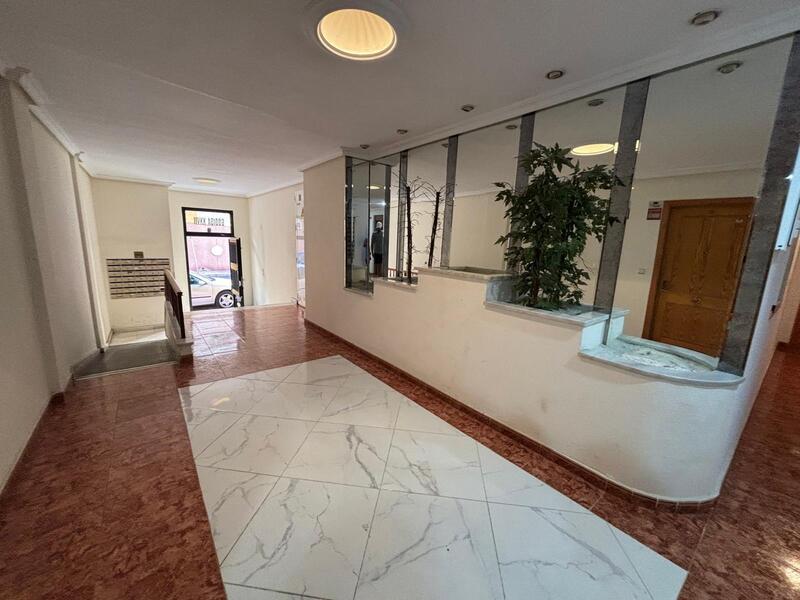 Apartment for sale in Torrevieja, Alicante Apartment for sale in Torrevieja, Alicante