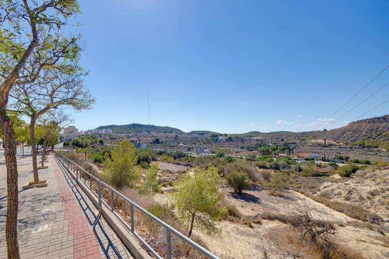 2 спальная комната квартира продается