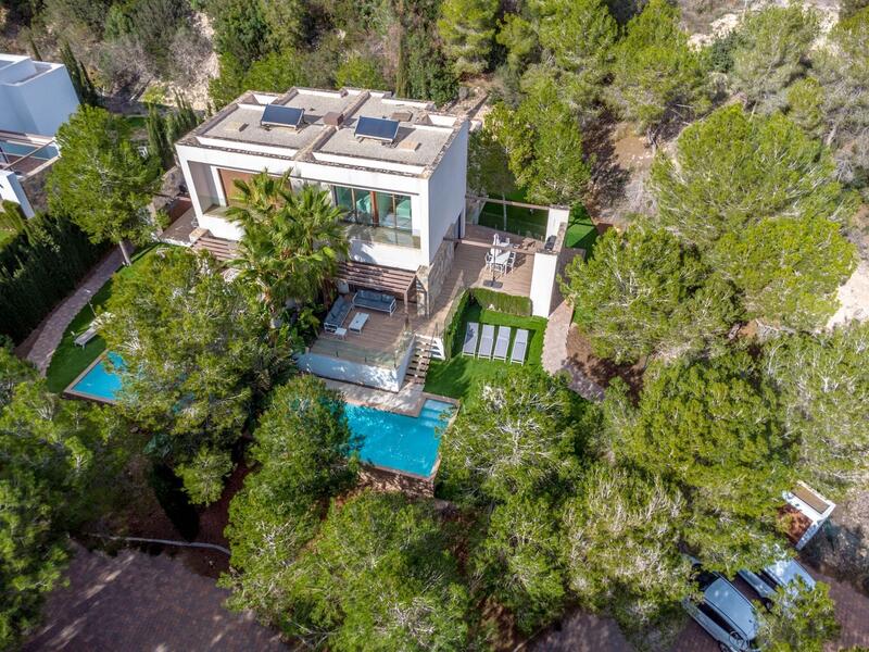 4 bedroom Villa for sale 4 bedroom Villa for sale