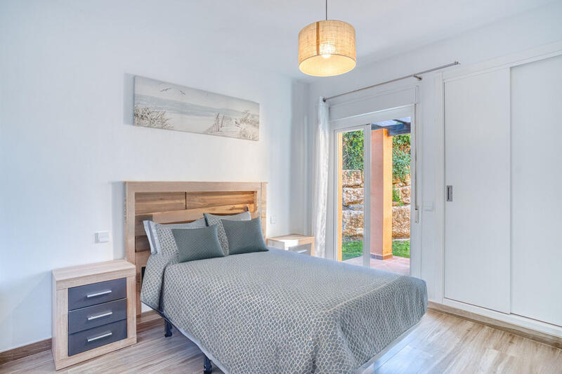 4 спальная комната городская тюрьма продается 4 спальная комната городская тюрьма продается