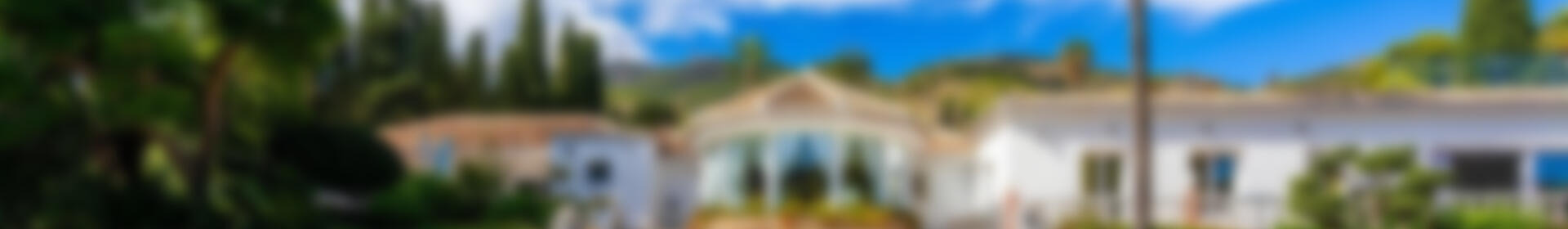 8 bedroom Villa for sale