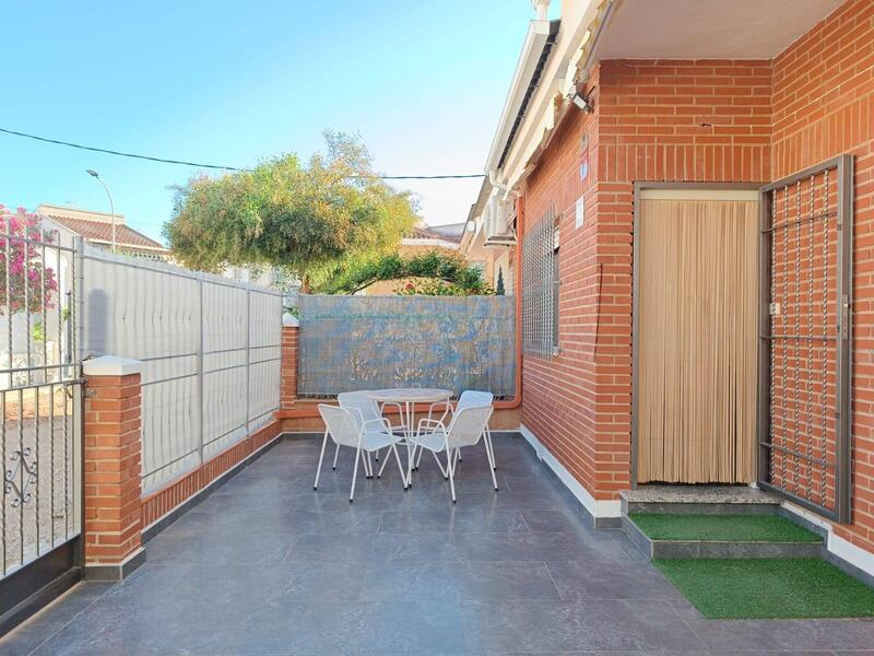 3 bedroom Country House for sale 3 bedroom Country House for sale