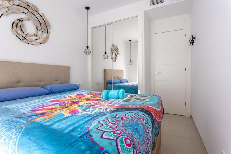 2 slaapkamer Appartement Te koop 2 slaapkamer Appartement Te koop