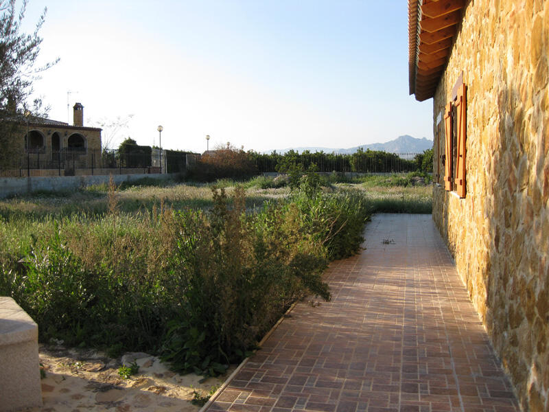 3 slaapkamer Landhuis Te koop 3 slaapkamer Landhuis Te koop