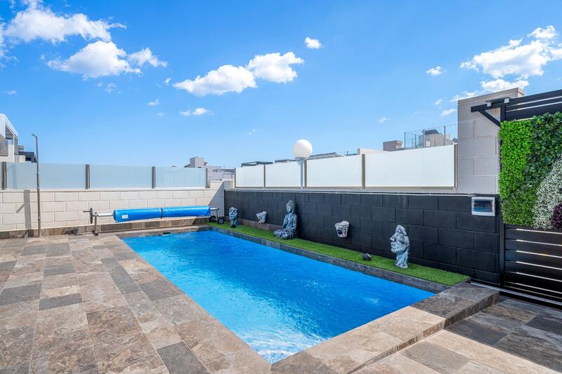 4 soveværelse Villa til salg 4 soveværelse Villa til salg