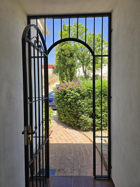 3 bedroom Villa for sale 3 bedroom Villa for sale