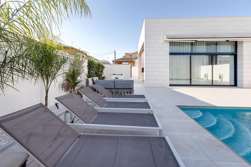 3 Cuarto Villa en venta