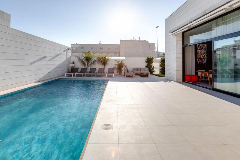 3 Cuarto Villa en venta