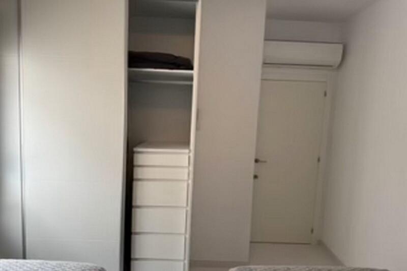 3 Cuarto Local Comercial en venta