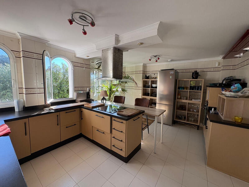 6 chambre Villa à vendre