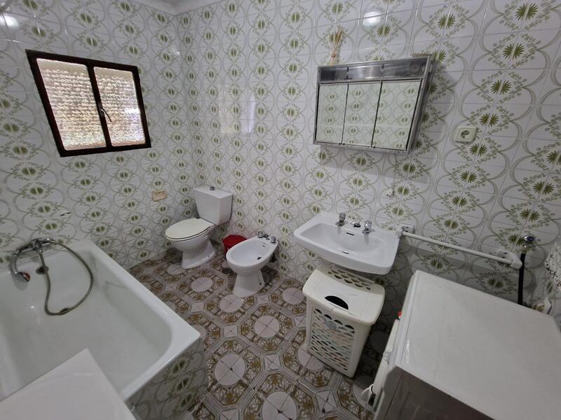 2 sovrum Radhus till salu