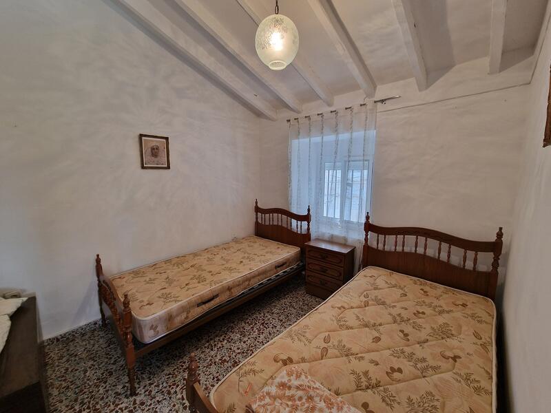 2 sovrum Radhus till salu