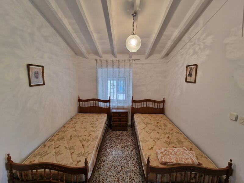 2 sovrum Radhus till salu