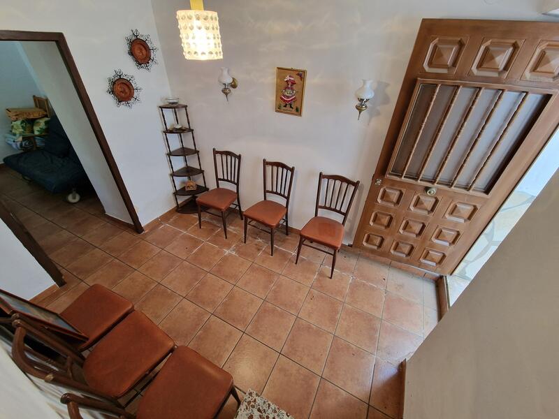 2 sovrum Radhus till salu