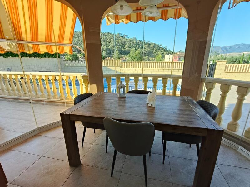 2 sovrum Villa till salu