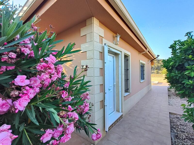 2 sovrum Villa till salu