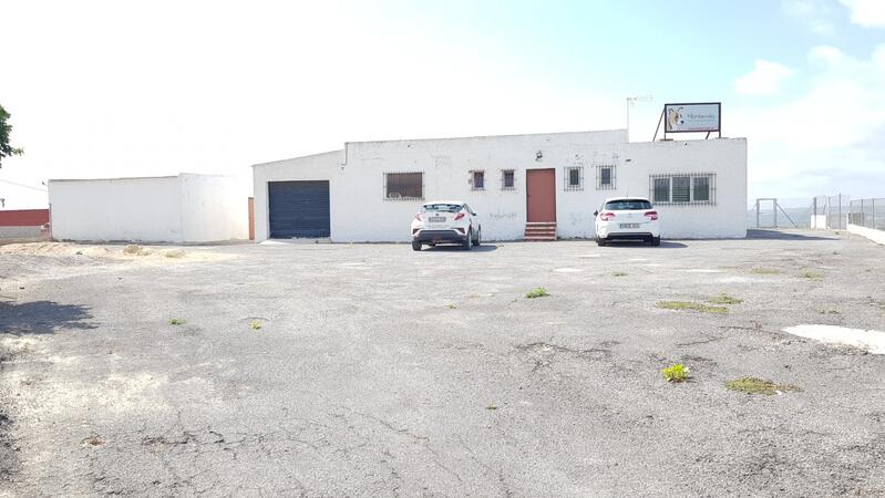 2 bedroom Country House for sale 2 bedroom Country House for sale