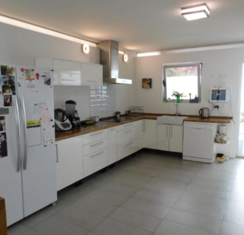 6 bedroom Villa for sale 6 bedroom Villa for sale