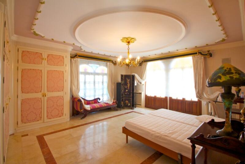 5 bedroom Villa for sale 5 bedroom Villa for sale