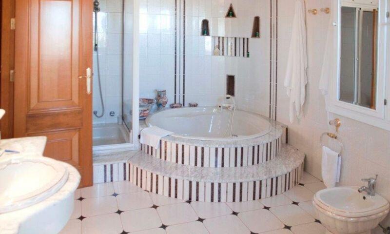 5 bedroom Villa for sale 5 bedroom Villa for sale