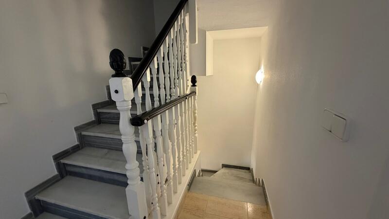 2 bedroom Townhouse for sale