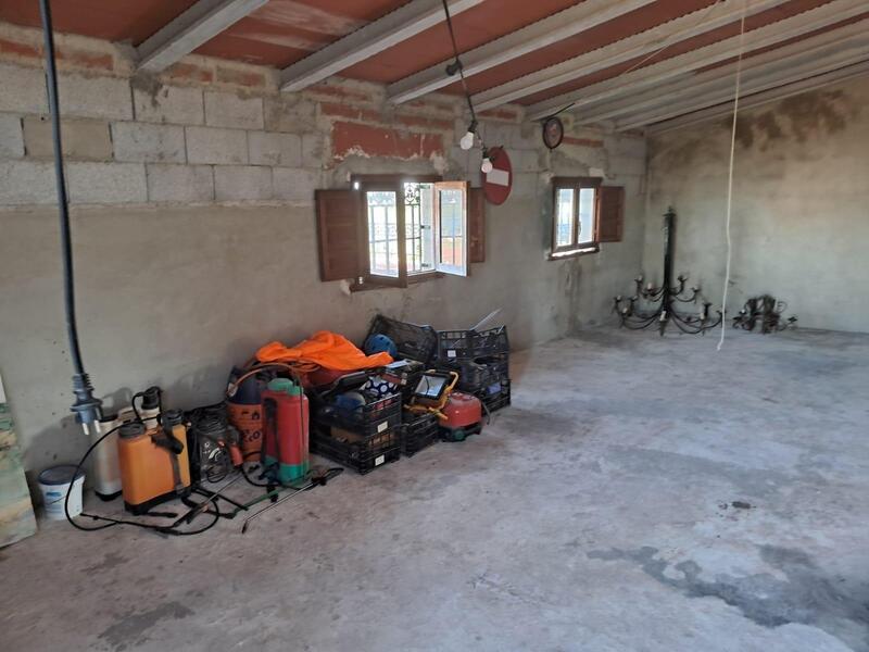 4 slaapkamer Landhuis Te koop 4 slaapkamer Landhuis Te koop