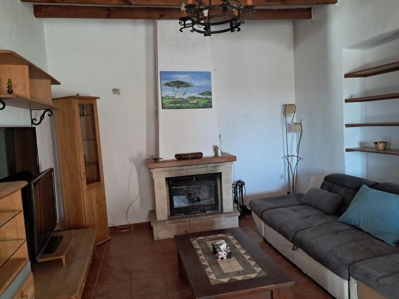 4 slaapkamer Landhuis Te koop 4 slaapkamer Landhuis Te koop