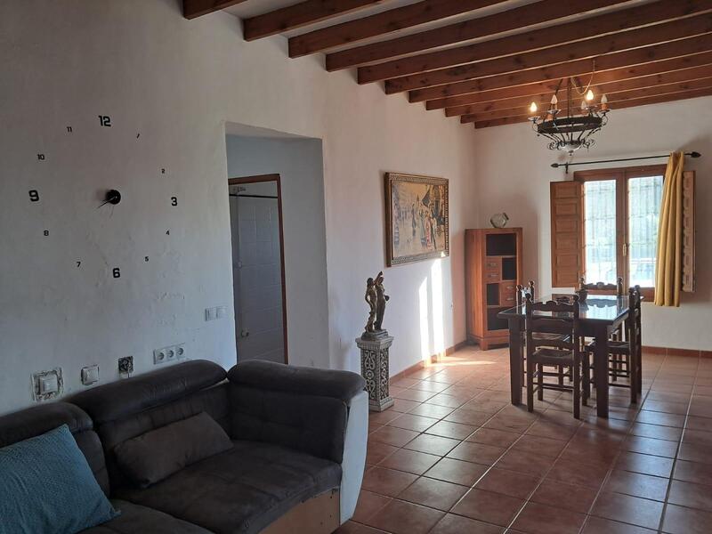 4 slaapkamer Landhuis Te koop 4 slaapkamer Landhuis Te koop