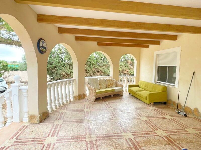 3 slaapkamer Landhuis Te koop 3 slaapkamer Landhuis Te koop