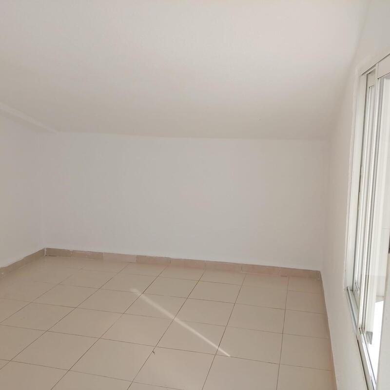 2 Schlafzimmer Stadthaus zu verkaufen