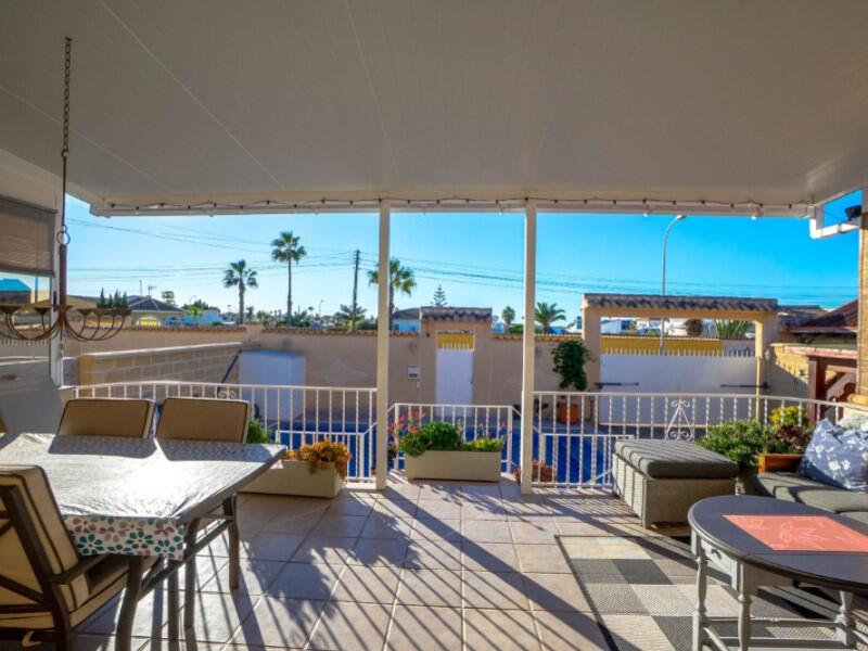 3 Cuarto Villa en venta