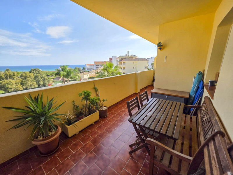 Lägenhet till salu i La Duquesa, Málaga