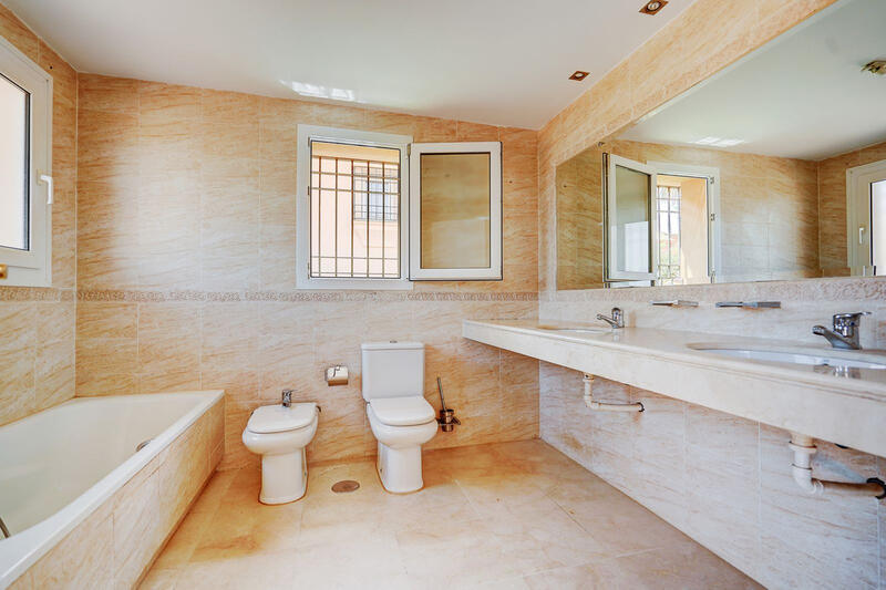 3 soverom Villa til salgs 3 soverom Villa til salgs